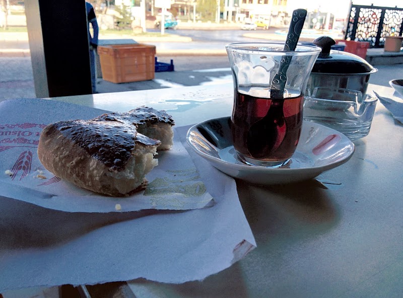 Breakfast at a tiny tea shop, tea for 0.5TL